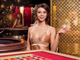 Trải nghiệm cược bóng đá và casino trực tiếp trên nền tảng sh et